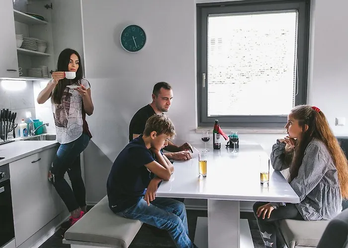 Aparthotel Margarethenbad 4*