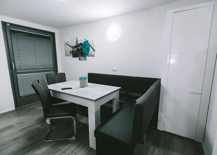 Aparthotel Margarethenbad 4*