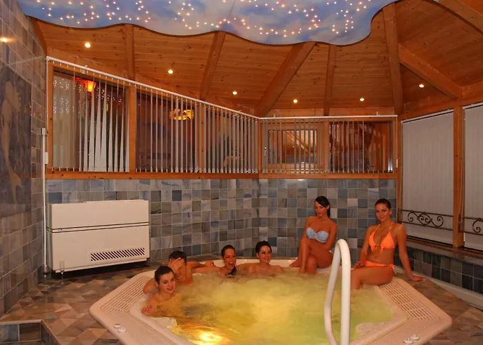 Aparthotel Margarethenbad 4*